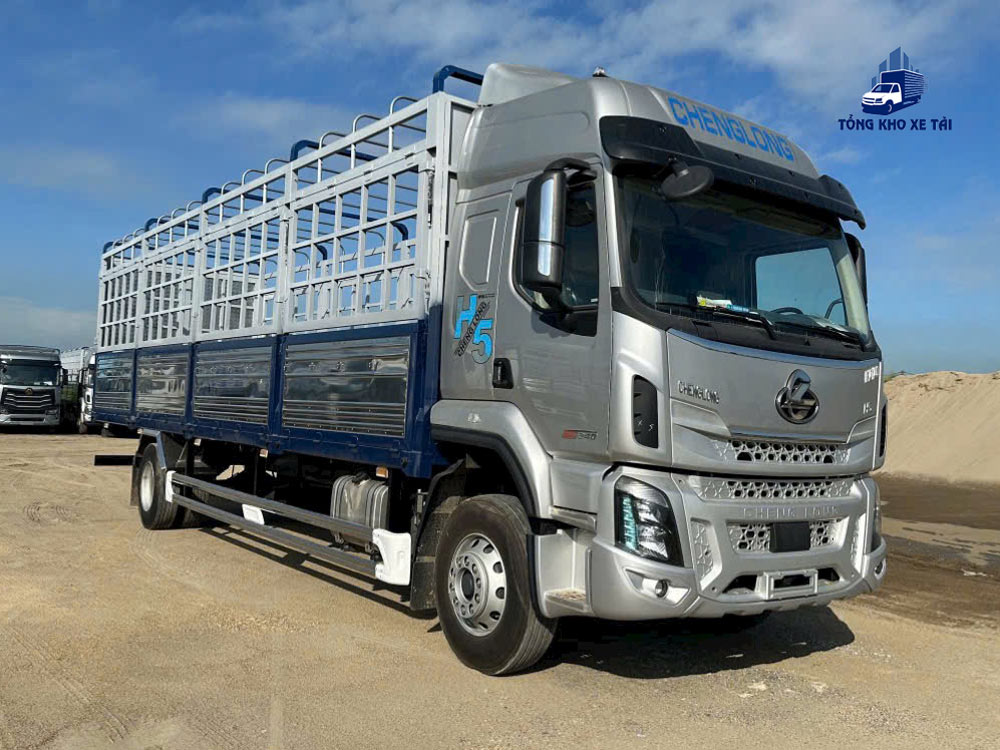 XE TẢI CHENGLONG 8 TẤN H5 240HP THÙNG 9M9